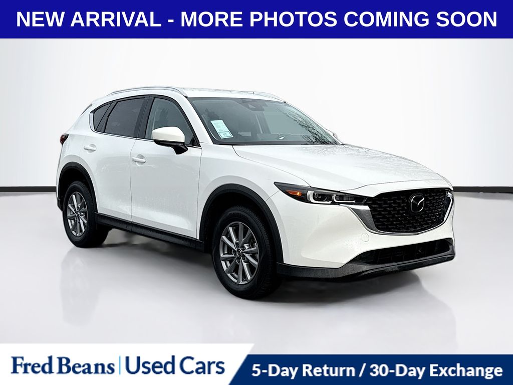 2022 Mazda CX-5 S Select Package's photo