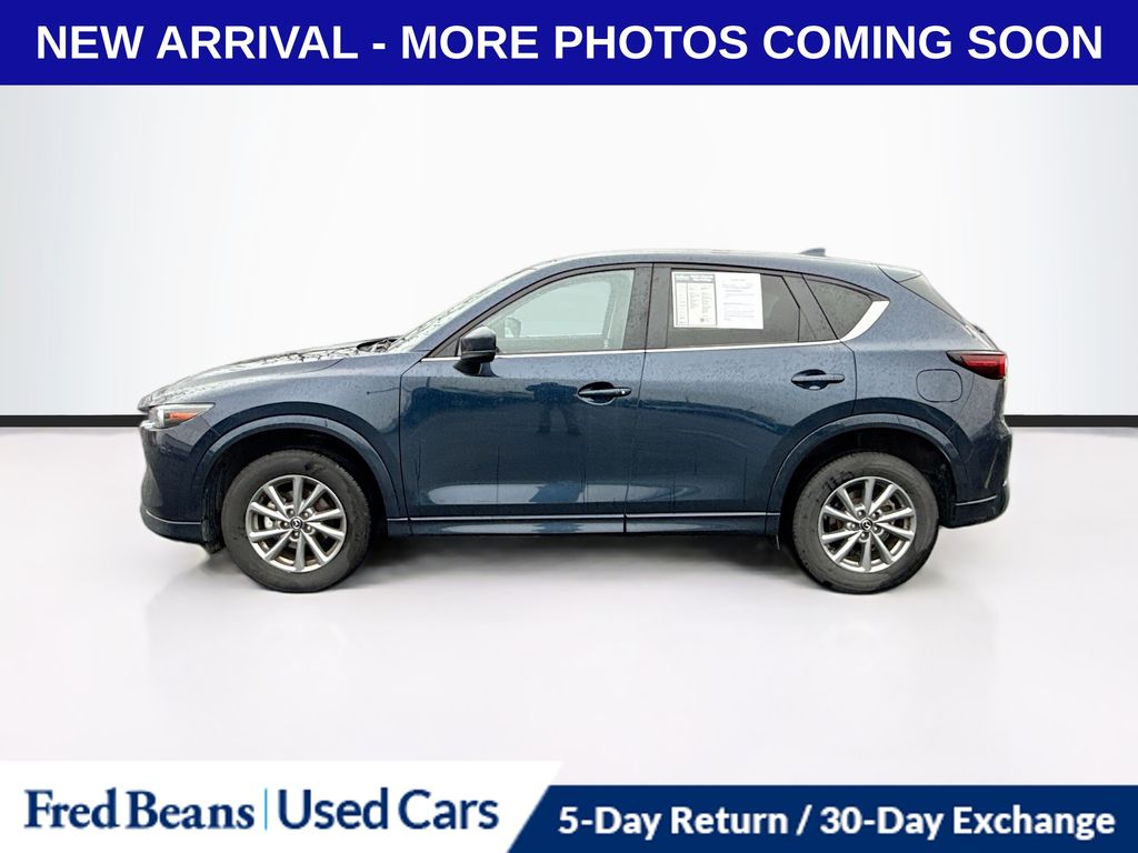 2024 Mazda CX-5 2.5 Select photo 4