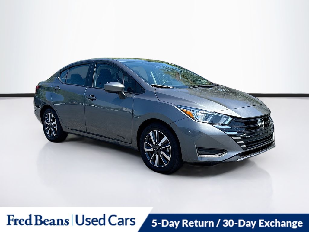 2024 Nissan Versa 1.6 SV CVT's photo