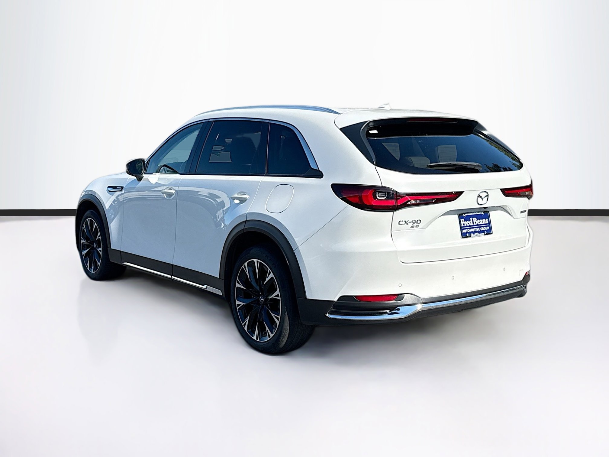 2024 Mazda CX-90 Plug-in Hybrid Premium photo 4