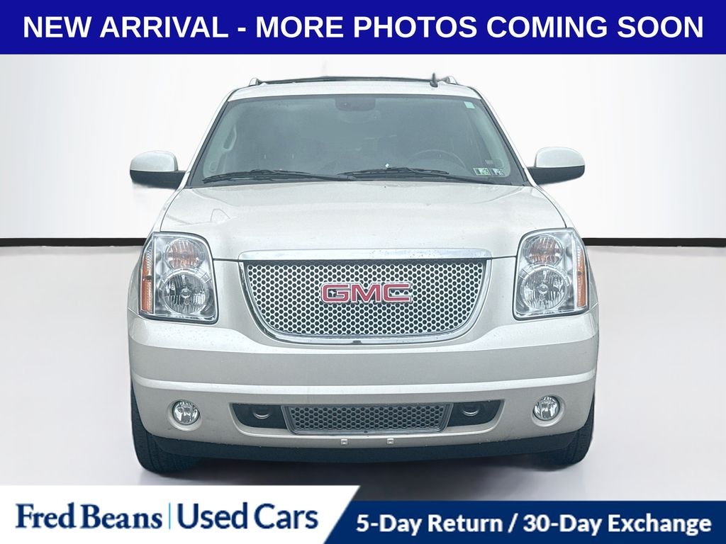 Used 2009 GMC Yukon XL 1500 Denali SUV