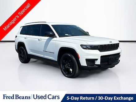 2022 Jeep New Grand Cherokee Laredo SUV