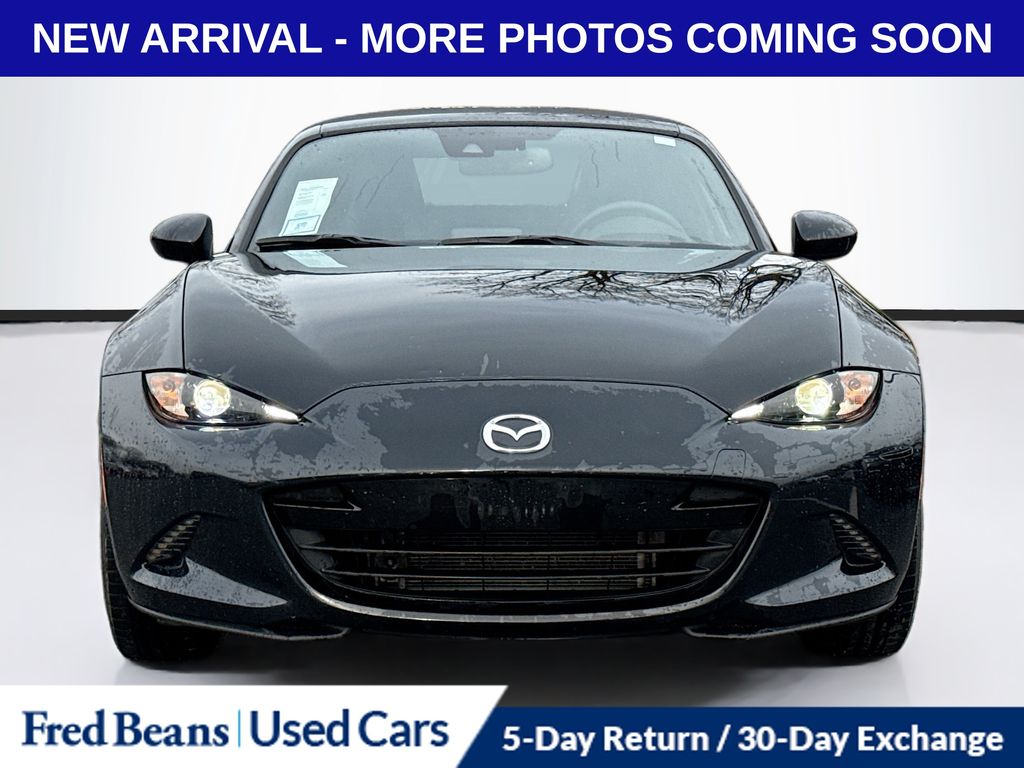 2022 Mazda MX-5 Miata Miata Grand Touring photo 2