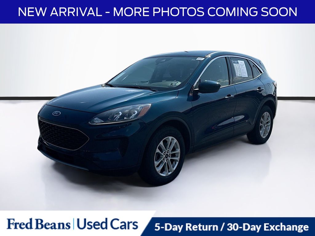 2020 Ford Escape SE photo 2
