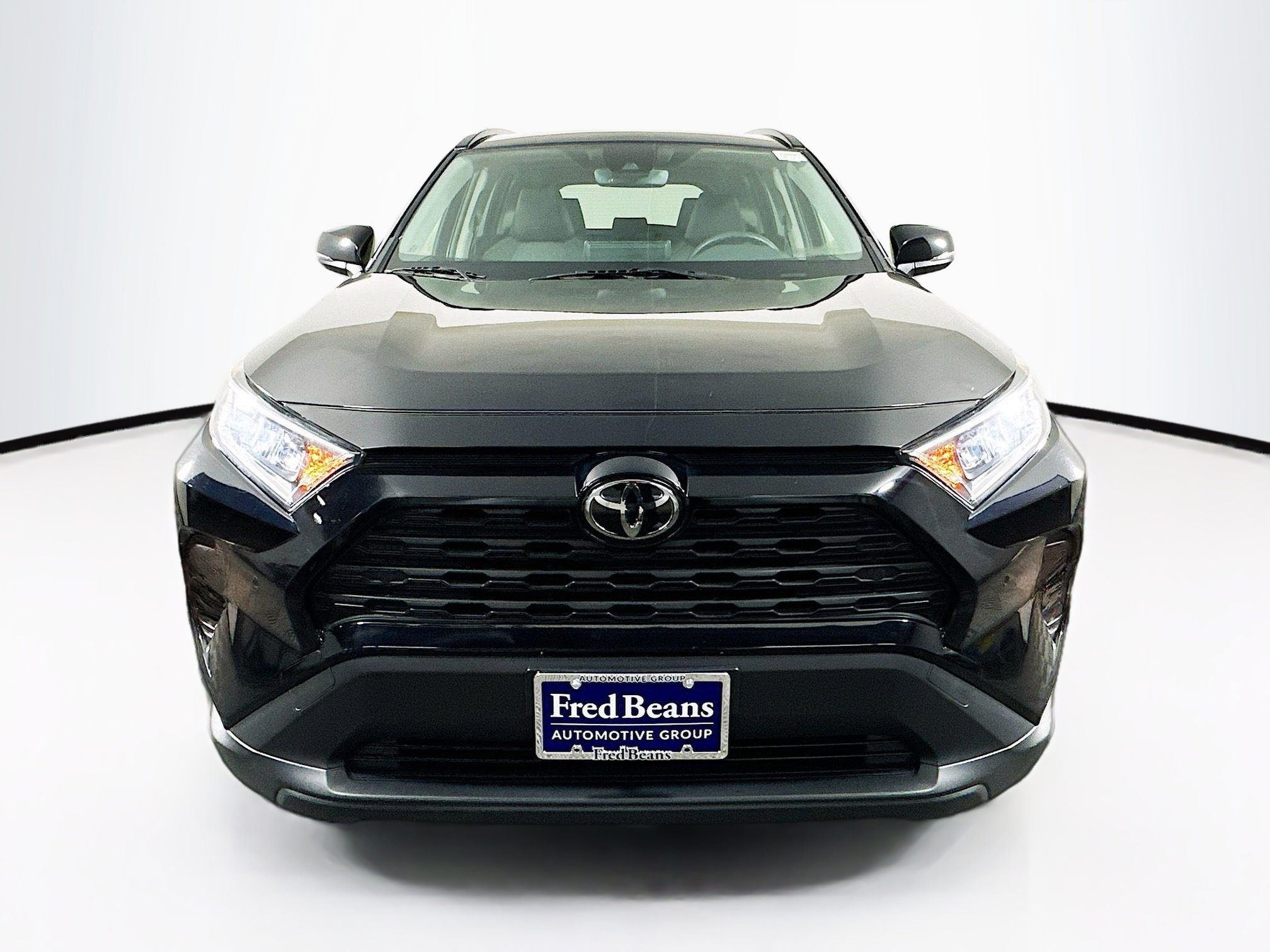 Used 2019 Toyota RAV4 XLE with VIN JTMP1RFV4KD020783 for sale in Mechanicsburg, PA