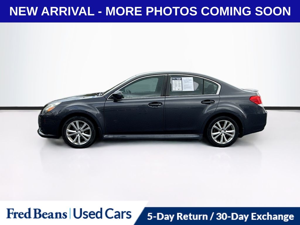 2013 Subaru Legacy 2.5i Premium photo 4