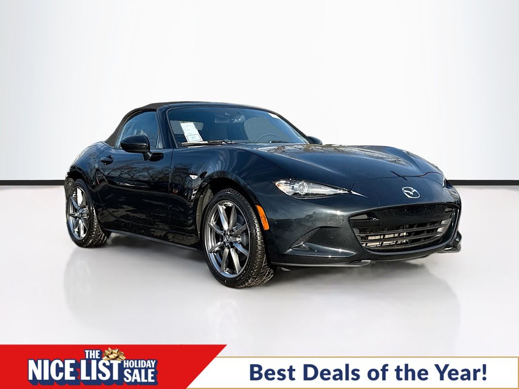 2022 Mazda MX-5 Miata Grand Touring's photo