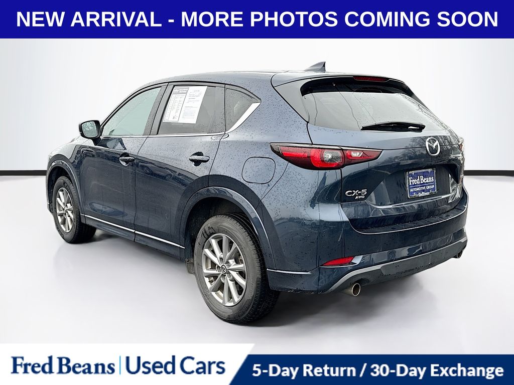 2024 Mazda CX-5 2.5 Select photo 4