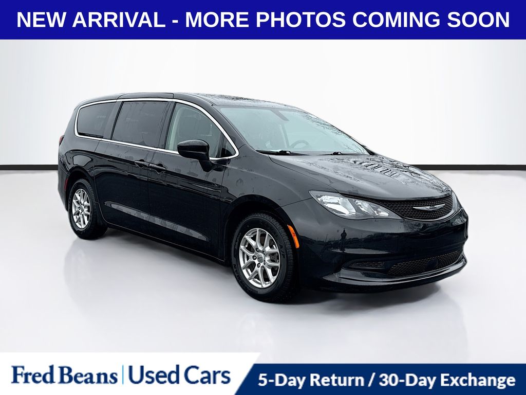 2022 Chrysler Voyager Van Passenger Van 