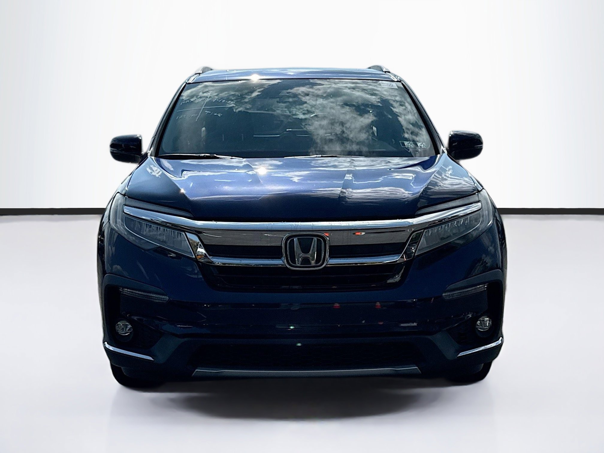 2019 Honda Pilot Touring photo 2
