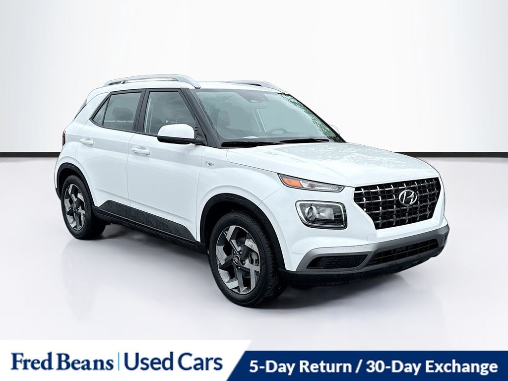 Used 2024 Hyundai Venue SEL SUV