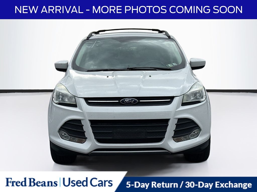 2016 Ford Escape SE photo 2