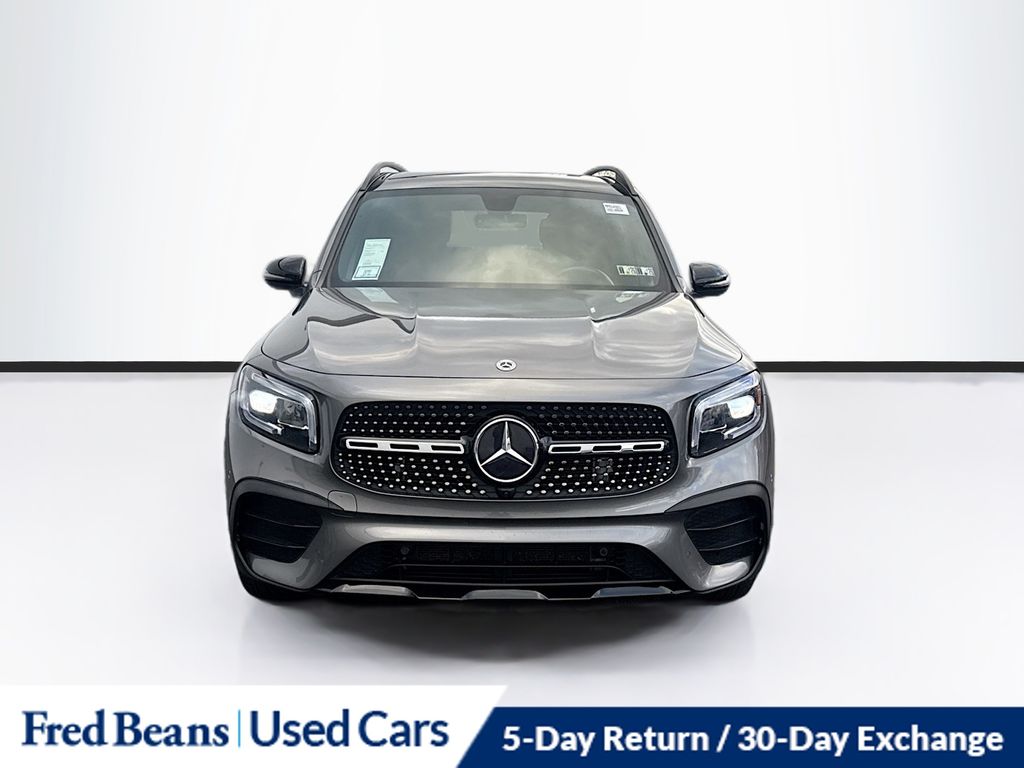 2023 Mercedes Benz GLB 250 4MATIC photo 2