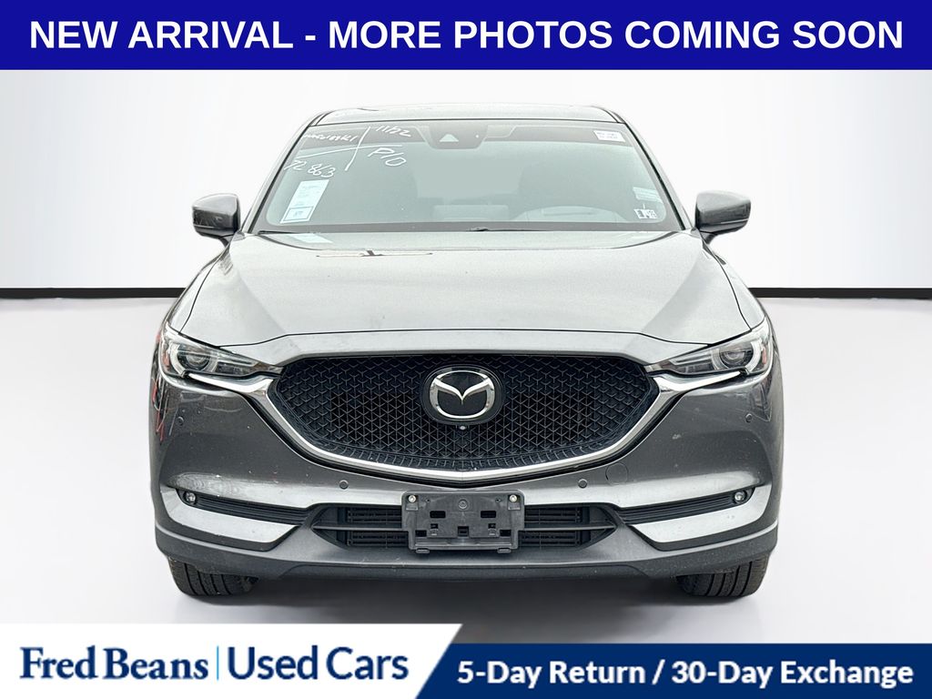 2021 Mazda CX-5 Signature photo 2