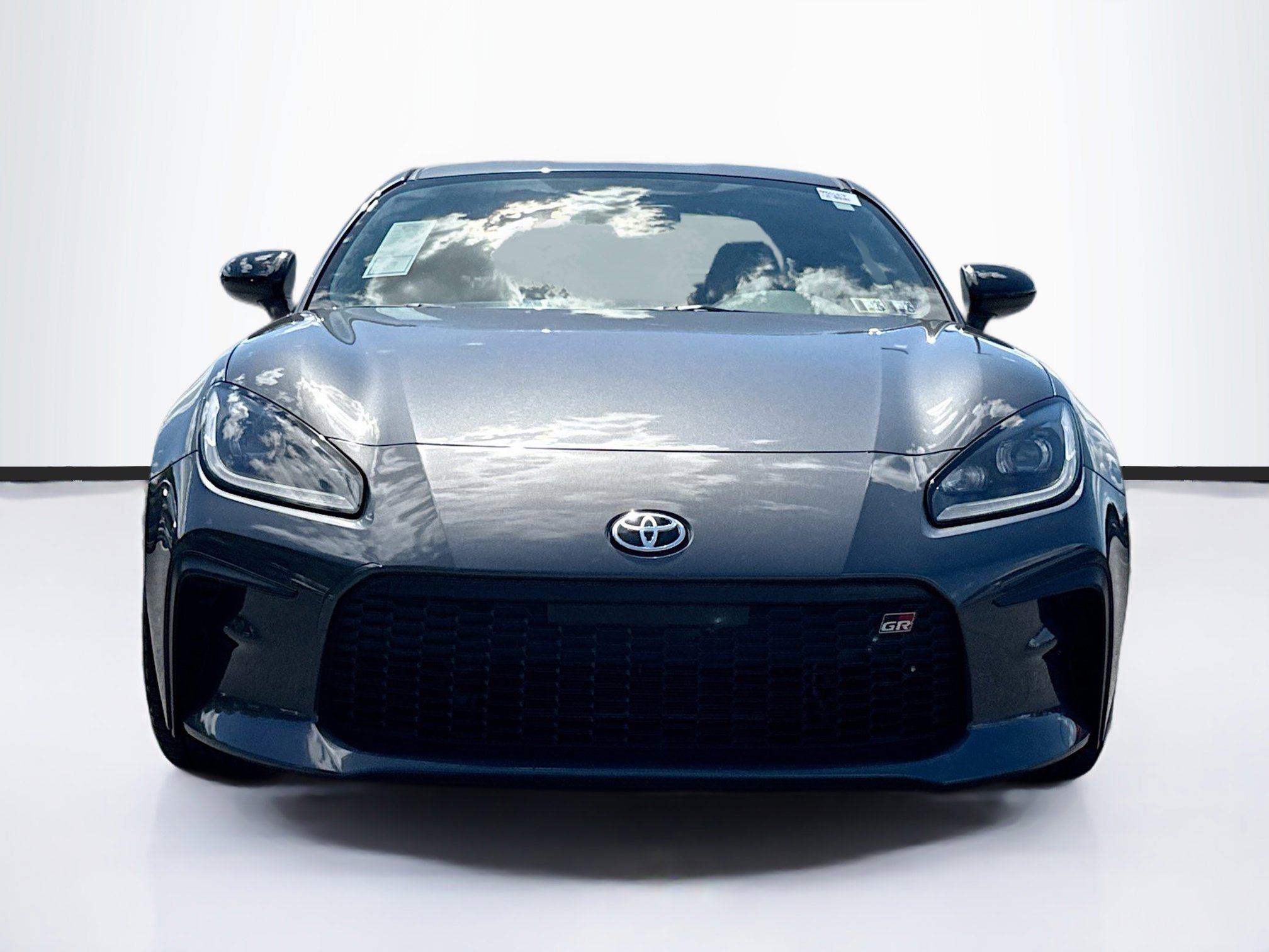 2023 Toyota GR86 Base photo 2