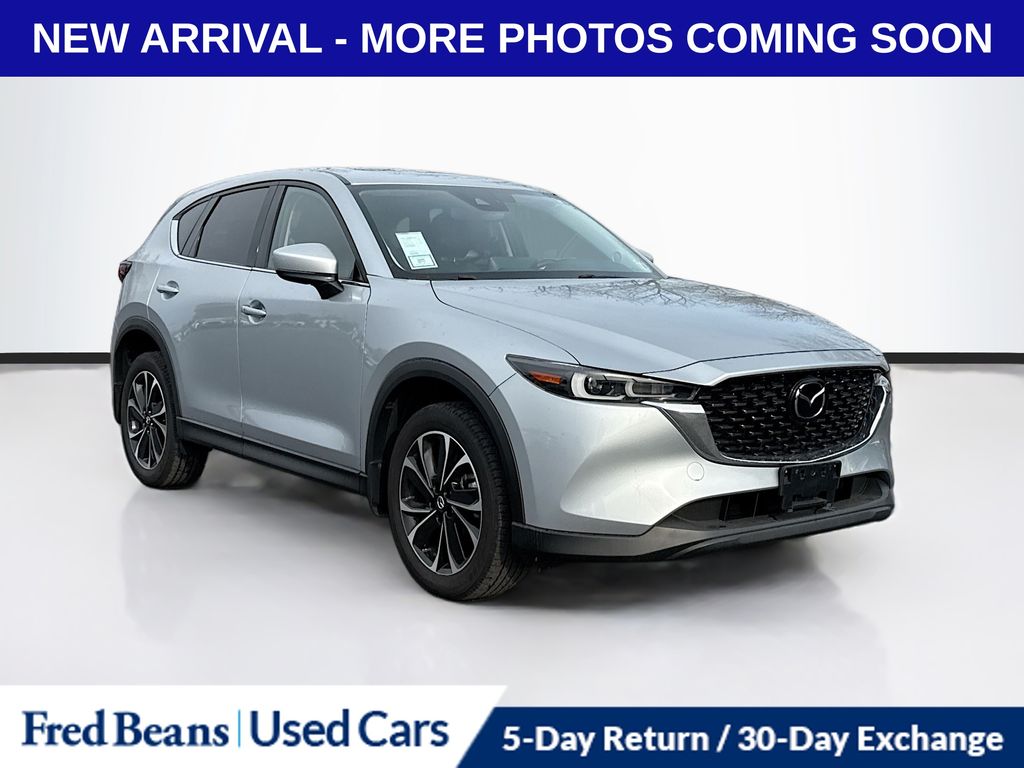 2023 Mazda CX-5 S Premium package's photo