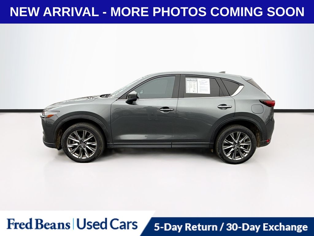 2021 Mazda CX-5 Signature photo 4