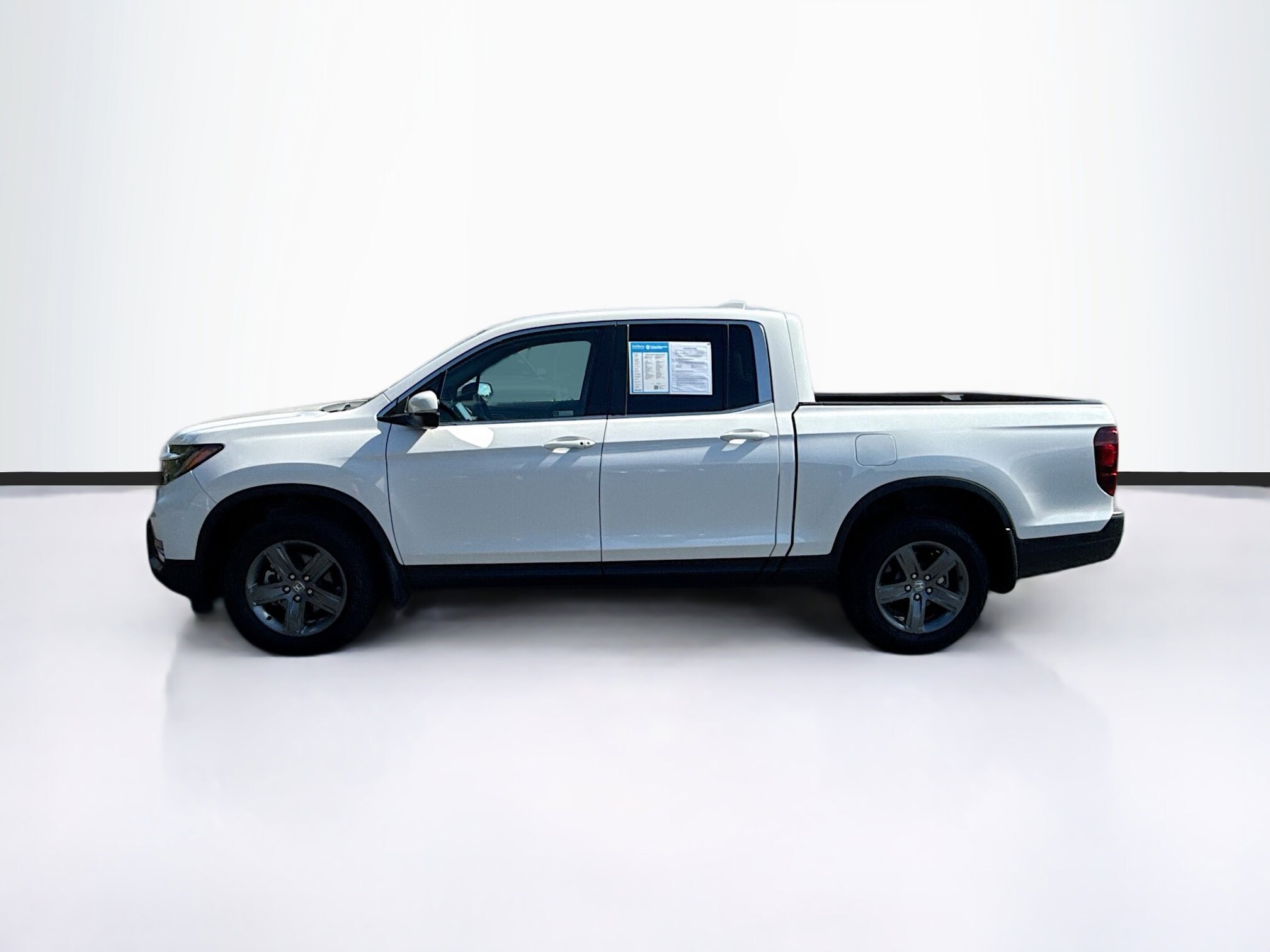 2023 Honda Ridgeline RTL photo 2