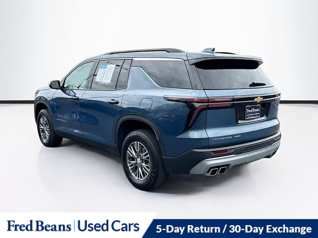 Used 2026 Chevrolet Traverse LT SUV
