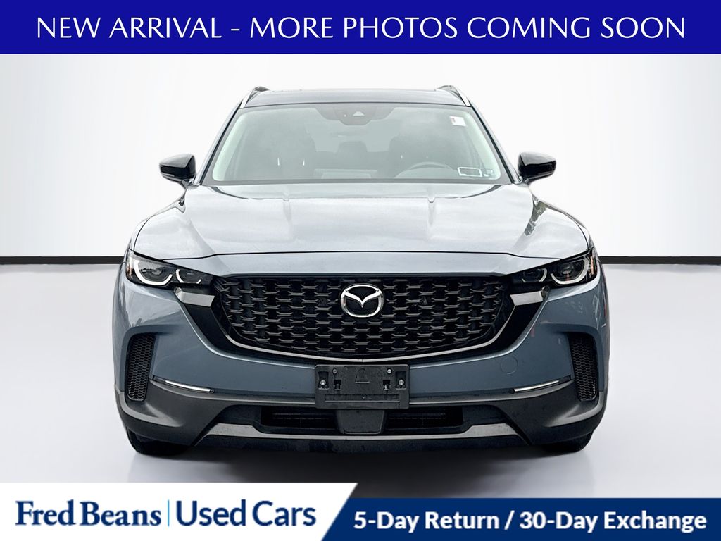 2023 Mazda CX-50 2.5 Preferred Plus photo 2