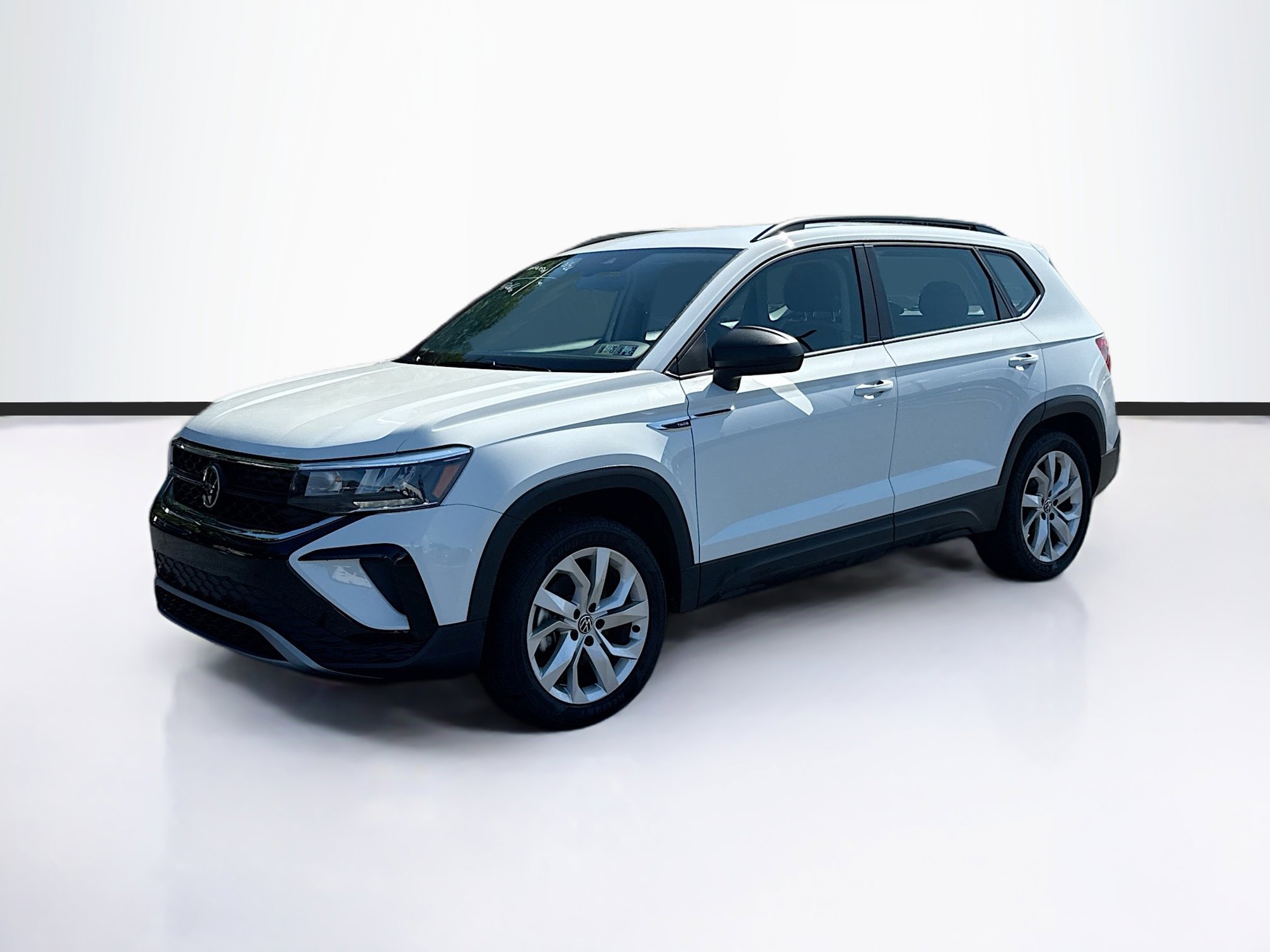 2023 Volkswagen Taos S photo 3