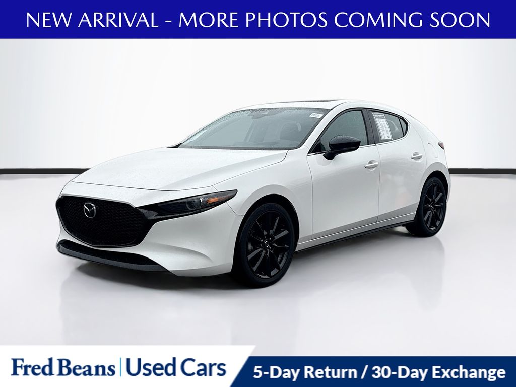 2022 Mazda Mazda3 2.5 Turbo Hatchback photo 2