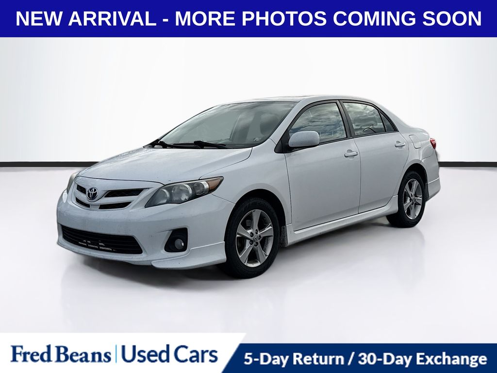 2012 Toyota Corolla S photo 3