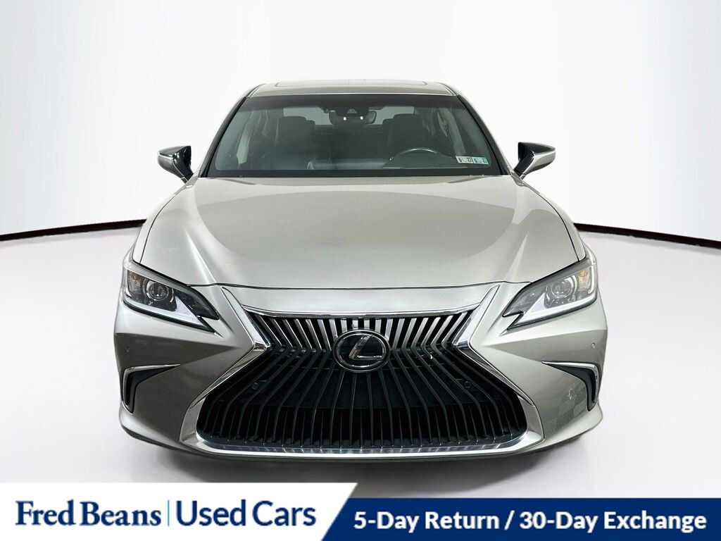 Used 2021 Lexus ES 250 Sedan