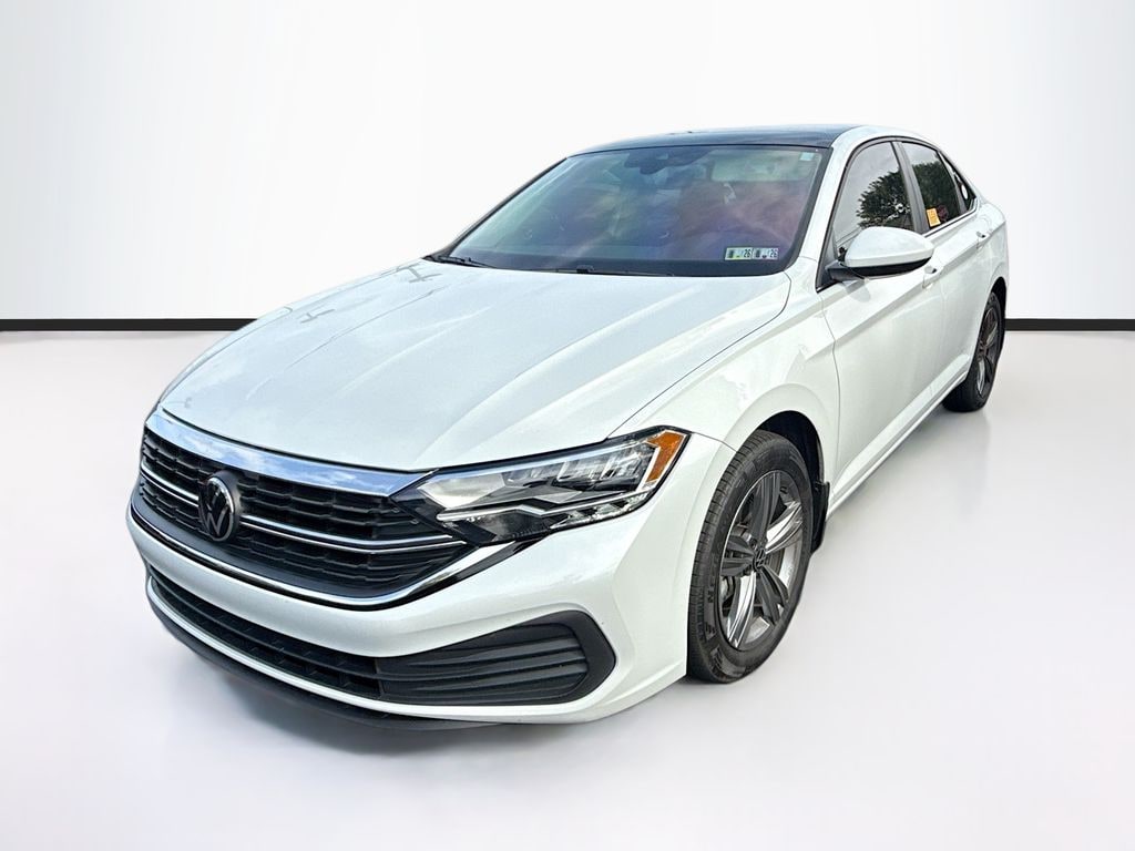 Used 2024 Volkswagen Jetta 1.5T SE Sedan