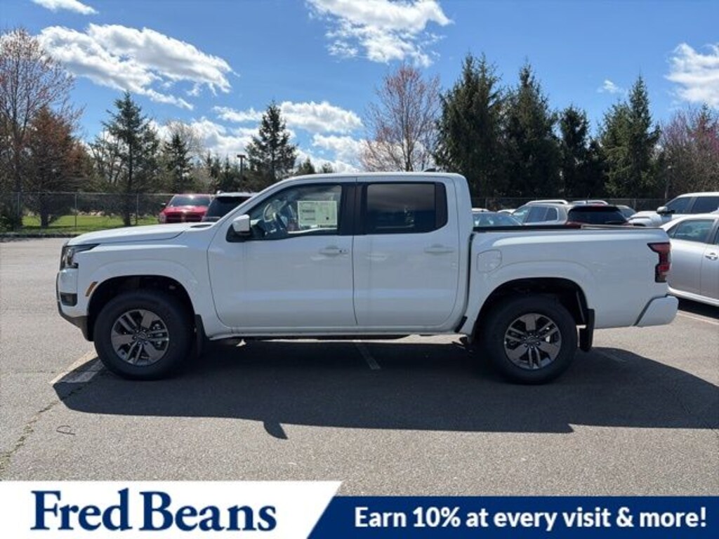 New 2026 Nissan Frontier SV Truck Crew Cab