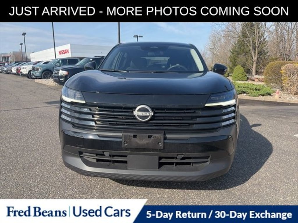 Used 2025 Nissan Kicks SV SUV