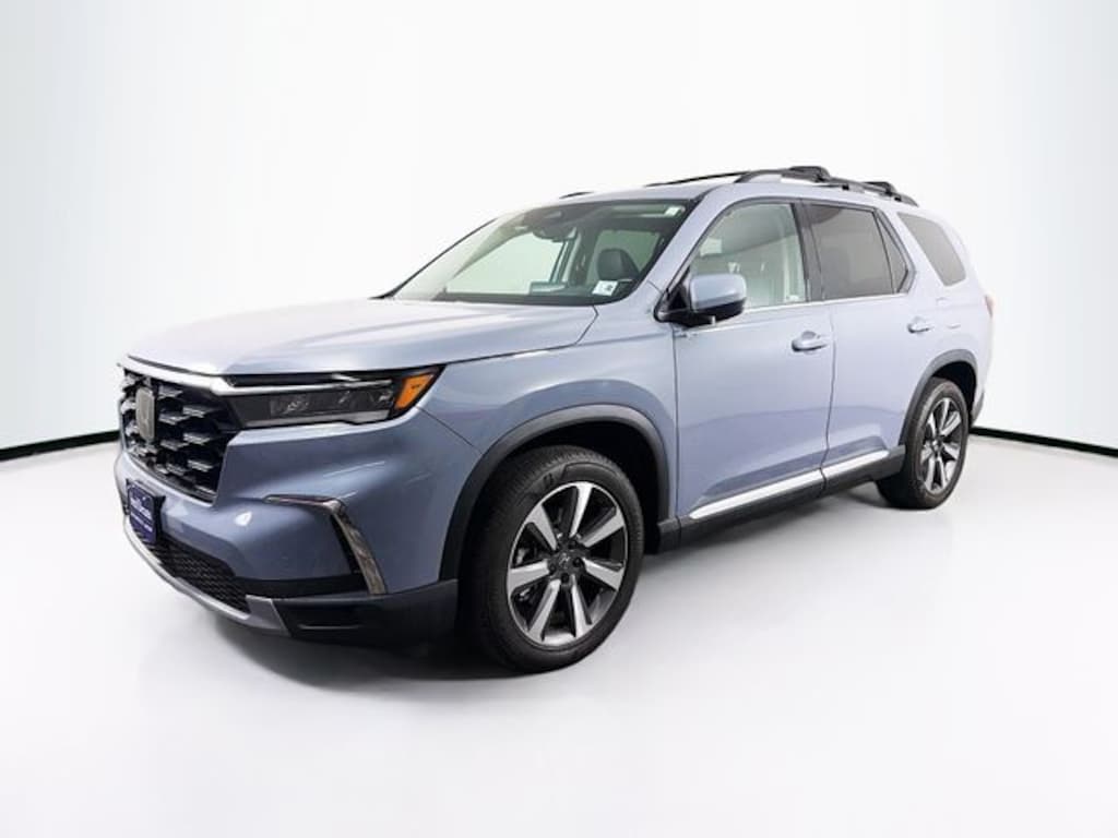 Used 2025 Honda Pilot Elite SUV