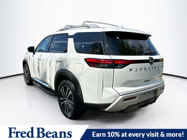2025 Nissan Pathfinder Platinum photo 2