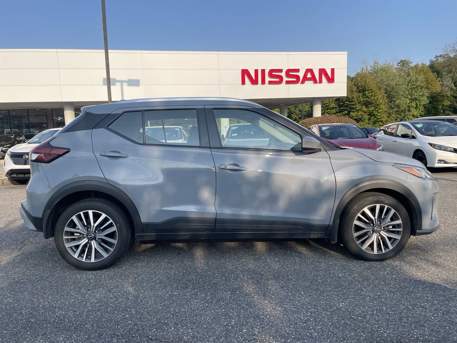 Used 2024 Nissan Kicks SV with VIN 3N1CP5CV7RL480540 for sale in Flemington, NJ