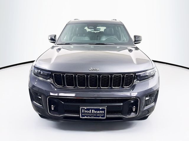 2023 Jeep Grand Cherokee Overland photo 2