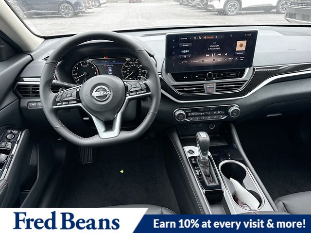 2025 Nissan Altima SR - Photo 18