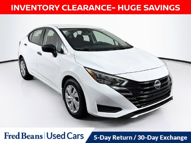 2025 Nissan Versa Sedan