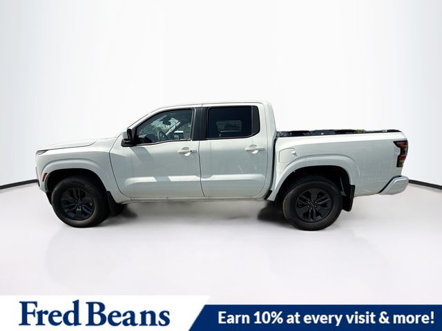 2025 Nissan Frontier SV Crew Cab photo 3