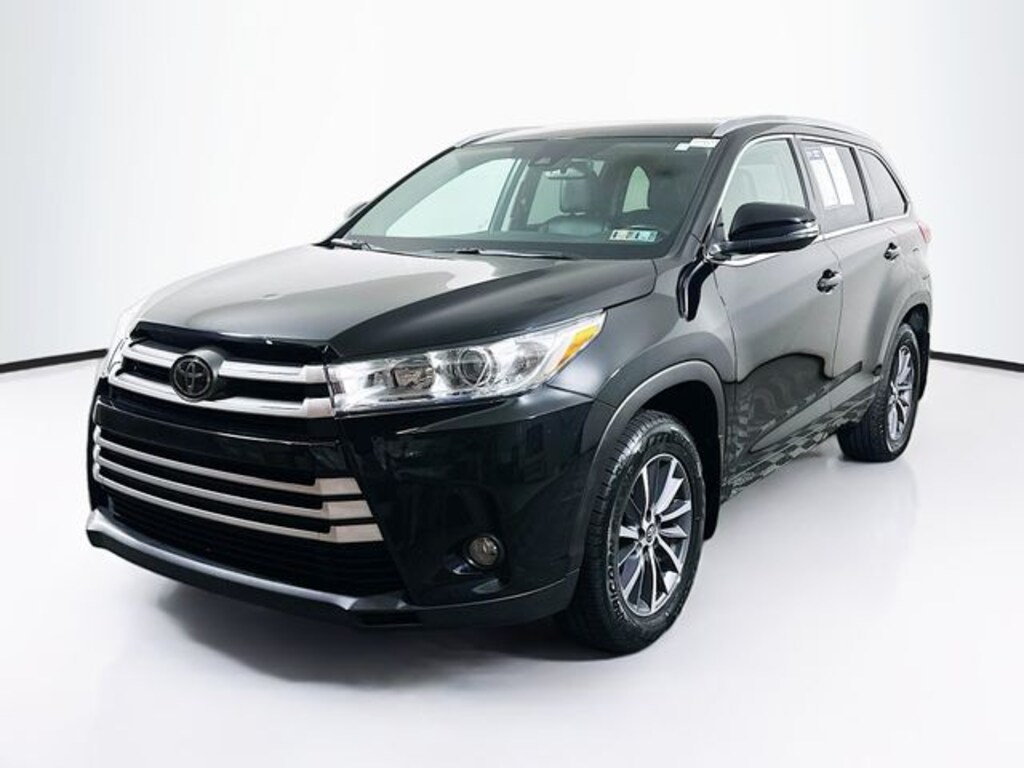 Used 2017 Toyota Highlander XLE SUV