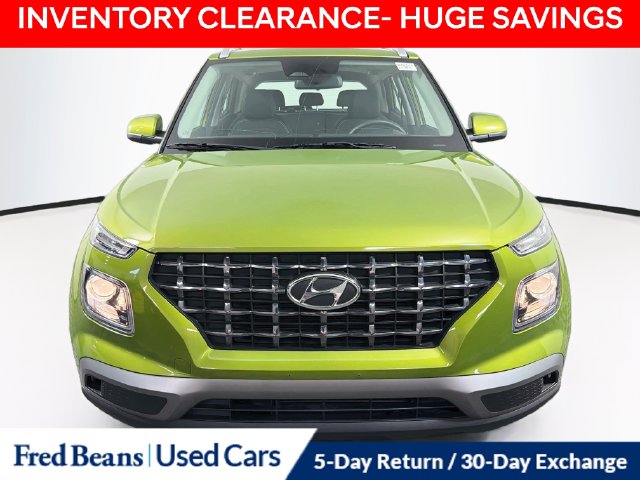 Used 2023 Hyundai Venue SEL SUV