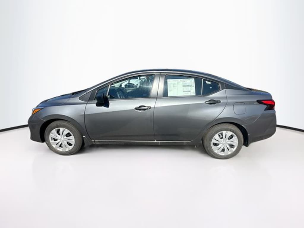 New 2025 Nissan Versa 1.6 S Sedan