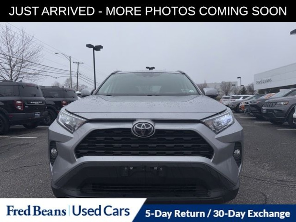 Used 2021 Toyota RAV4 XLE SUV