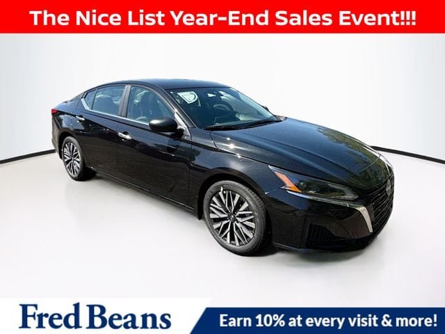 2025 Nissan Altima SV's photo