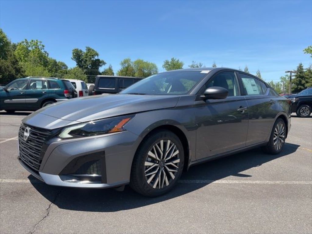 New 2026 Nissan Altima SV Sedan