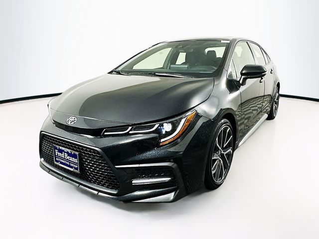 2022 Toyota Corolla SE photo 3