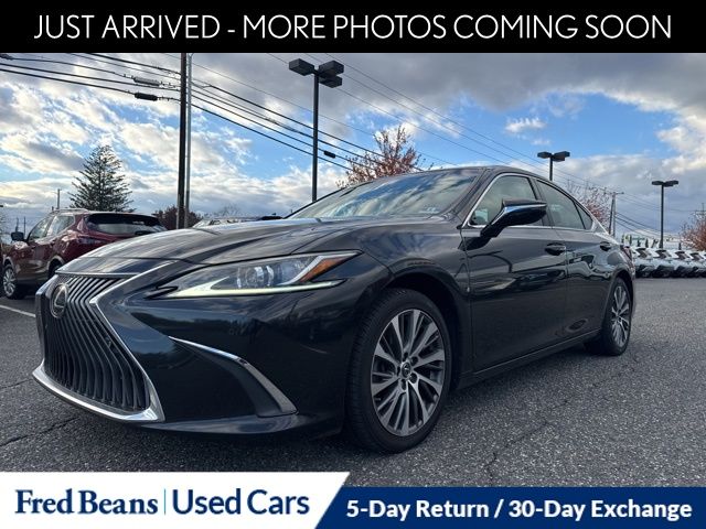 2019 Lexus ES 350 photo 3