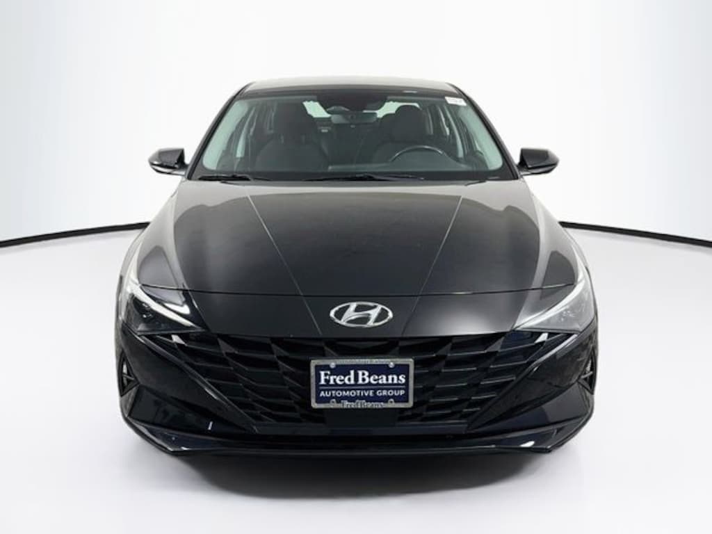 Used 2023 Hyundai Elantra SEL Sedan