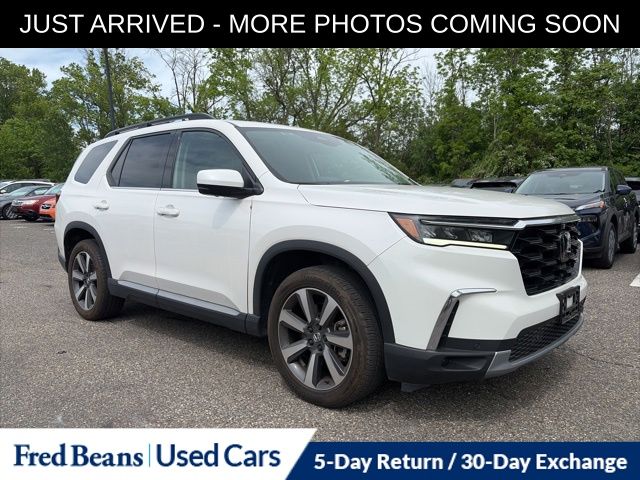 2023 Honda Pilot Elite AWD's photo
