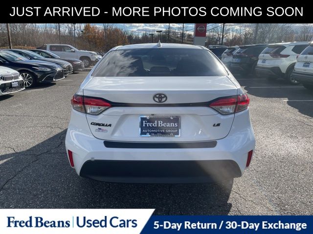 2024 Toyota Corolla LE photo 4