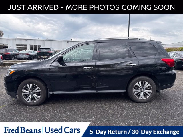 Used 2020 Nissan Pathfinder S SUV